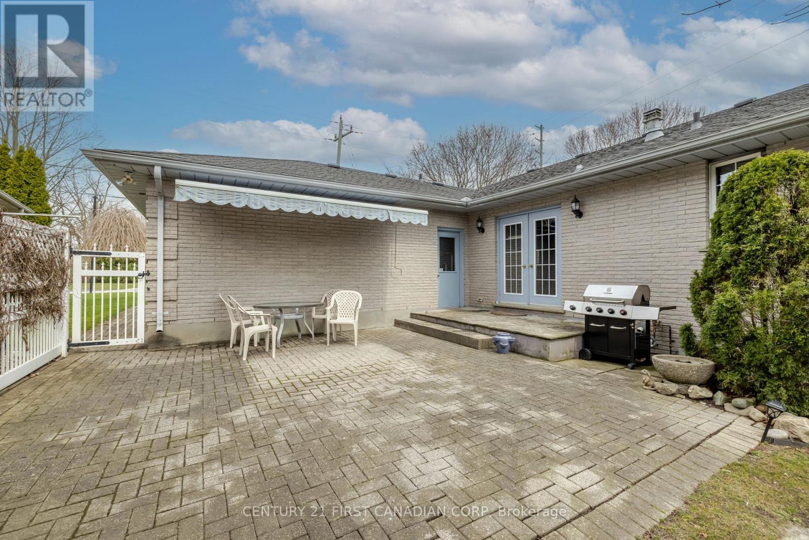 Property at 196 HULL ROAD image 5