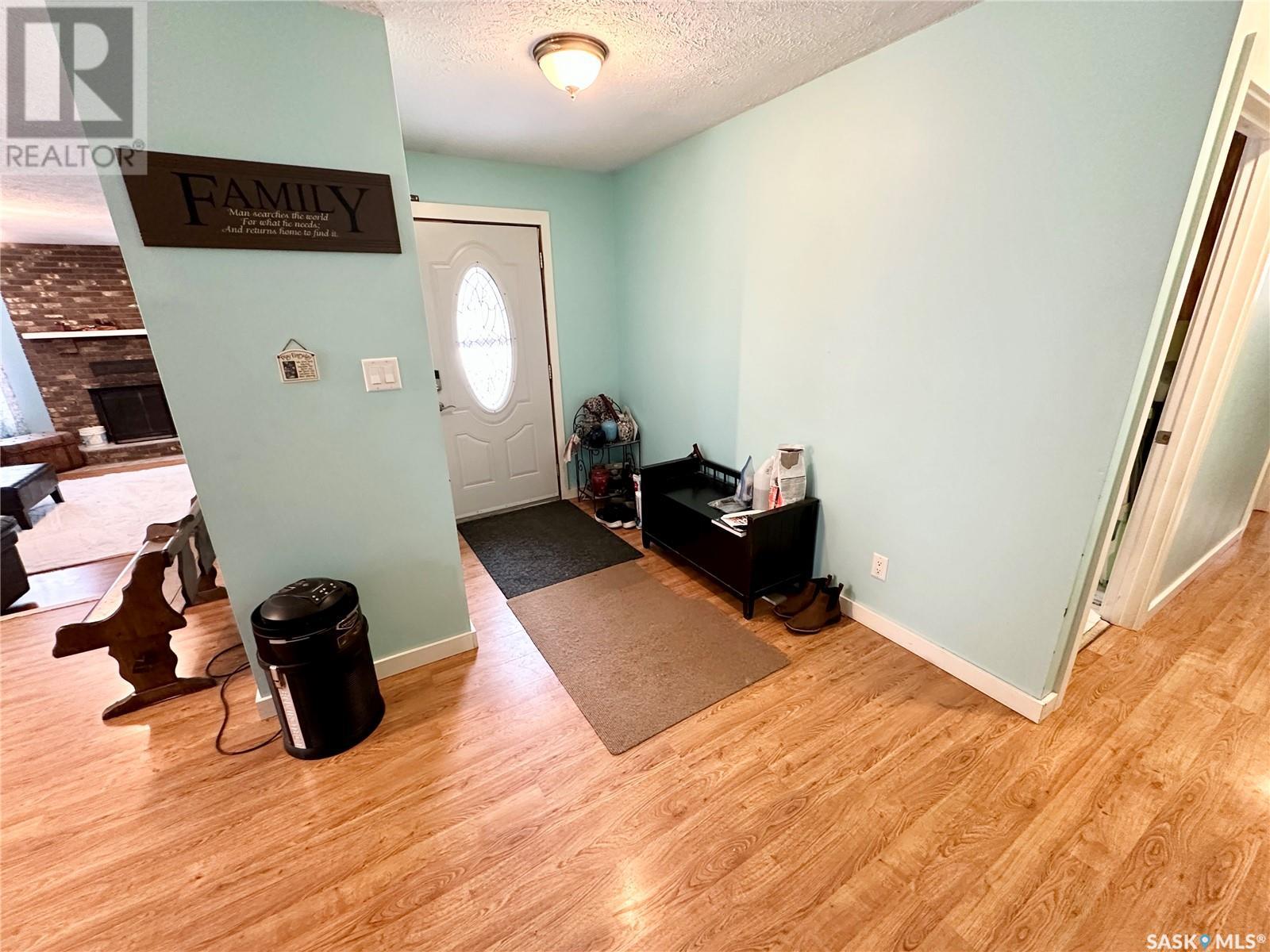 706 Dieppe Drive, Weyburn, Saskatchewan  S4H 3G8 - Photo 10 - SK999407