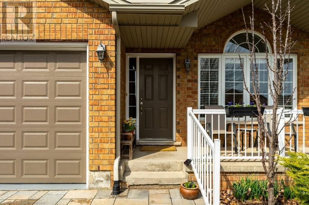 4038 Barry Drive, Beamsville, Ontario  L3J 0M2 - Photo 2 - 40712115