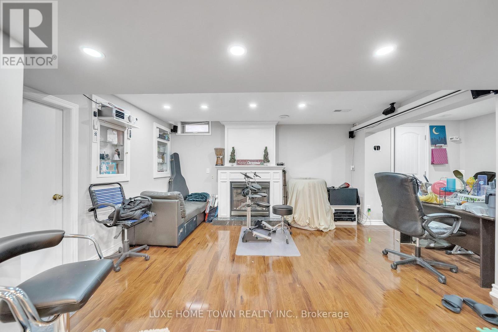 163 Stone Church Road E, Hamilton, Ontario  L9B 1A8 - Photo 40 - X12083049
