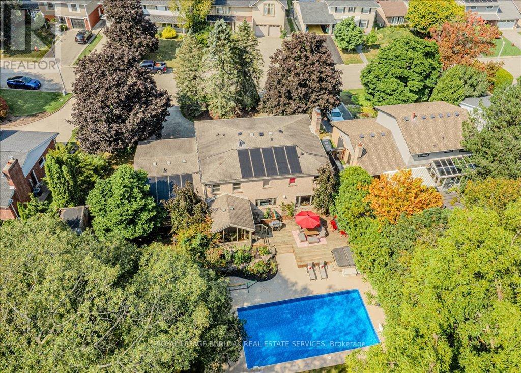 Property at 11 ROBINHOOD DRIVE image 3