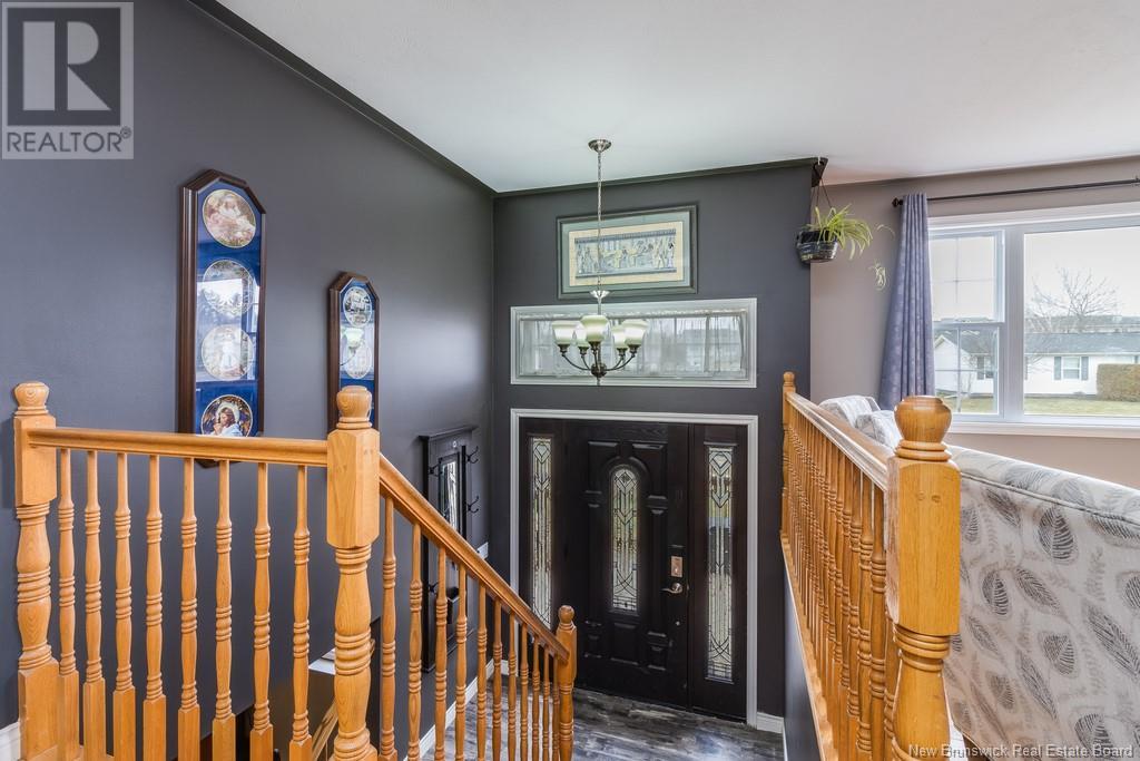 Property at 102 Finnamore Street image 3