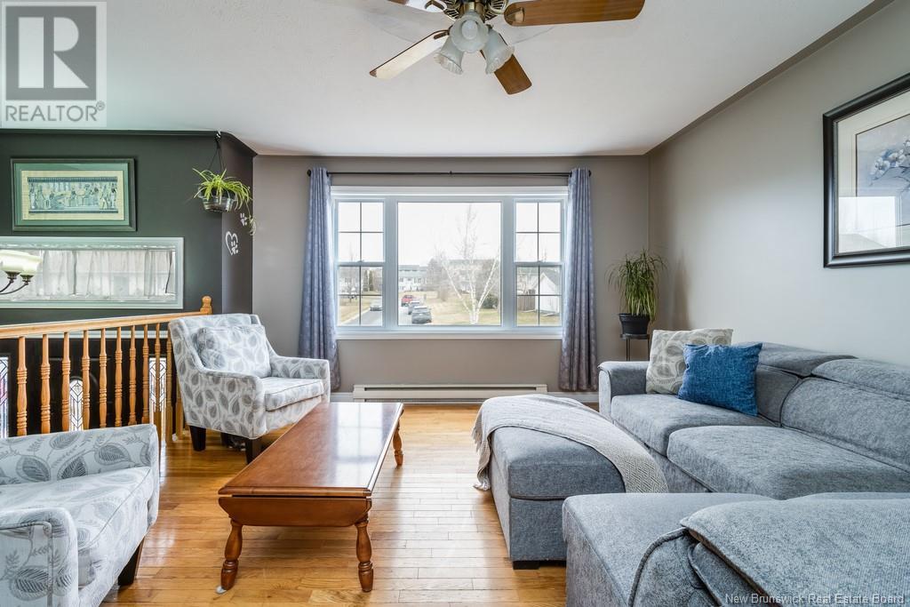 Property at 102 Finnamore Street image 5