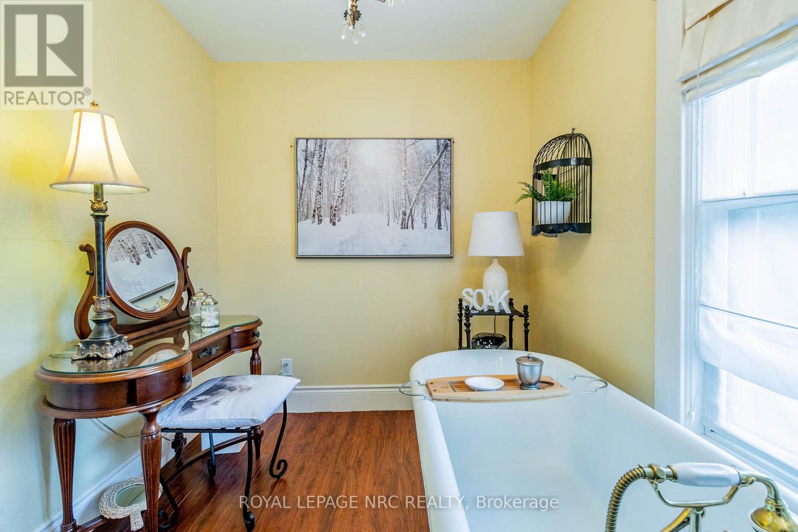 6107 Barker Street, Niagara Falls, Ontario  L2G 1Y5 - Photo 30 - X12083240