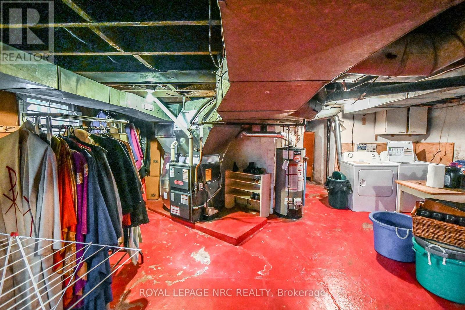 6107 Barker Street, Niagara Falls, Ontario  L2G 1Y5 - Photo 33 - X12083240