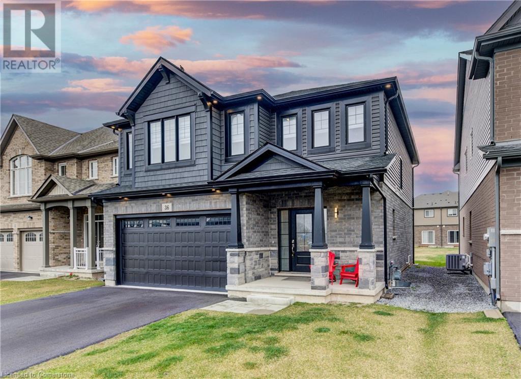 Property at 36 ALICIA CRESCENT image 3