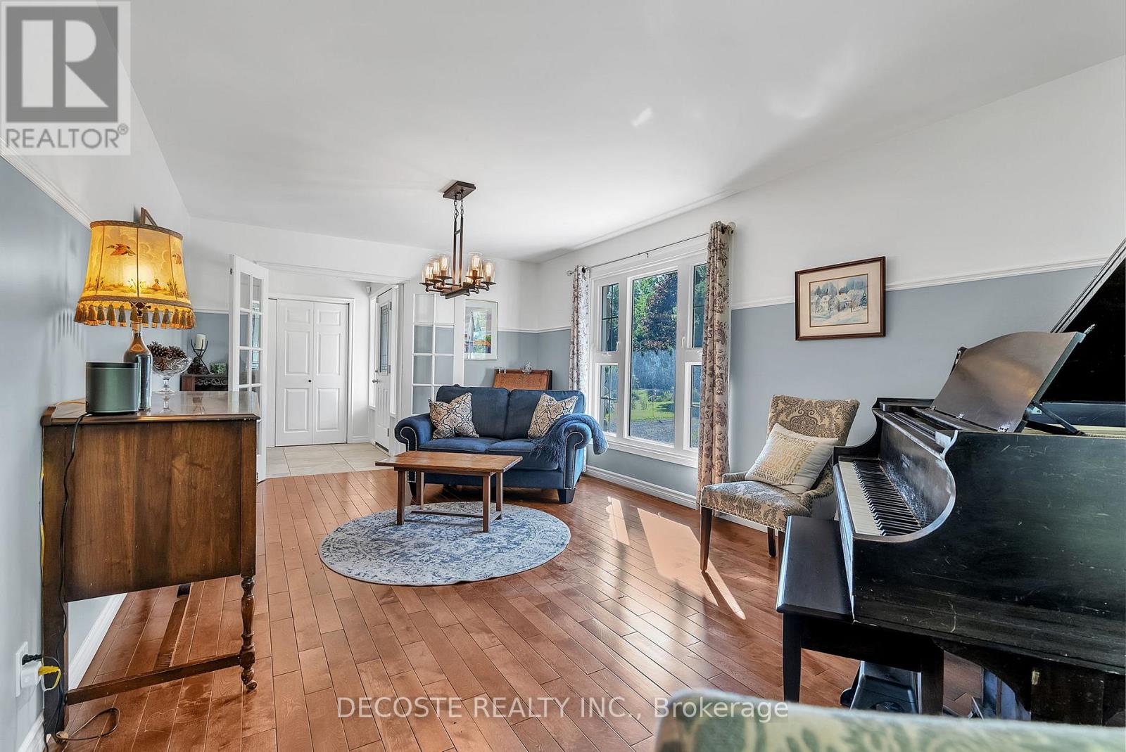 21275 Mccormick Road, North Glengarry, Ontario  K0C 1A0 - Photo 7 - X12083208