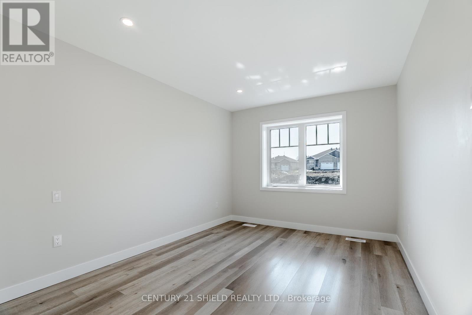 4 Erindale Lane, South Stormont, Ontario  K0C 1P0 - Photo 19 - X12042064