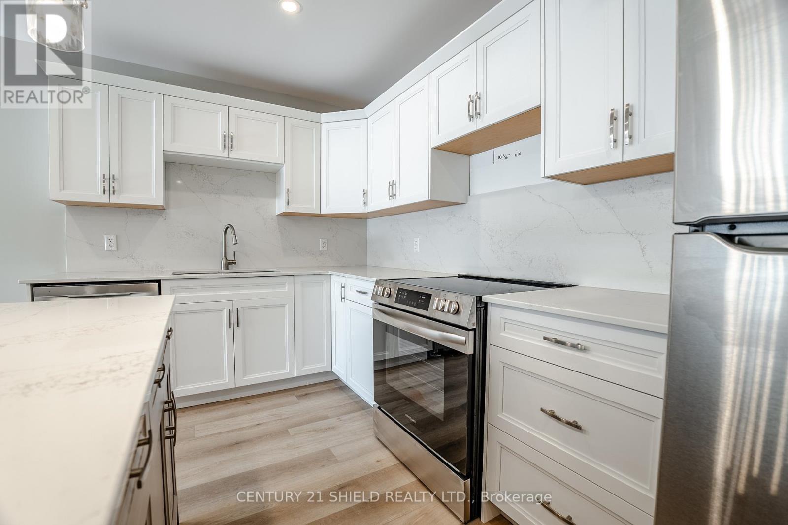 4 Erindale Lane, South Stormont, Ontario  K0C 1P0 - Photo 9 - X12042064