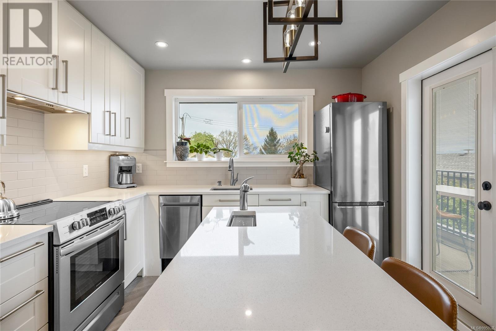 Property at A-643 Kennedy St image 3