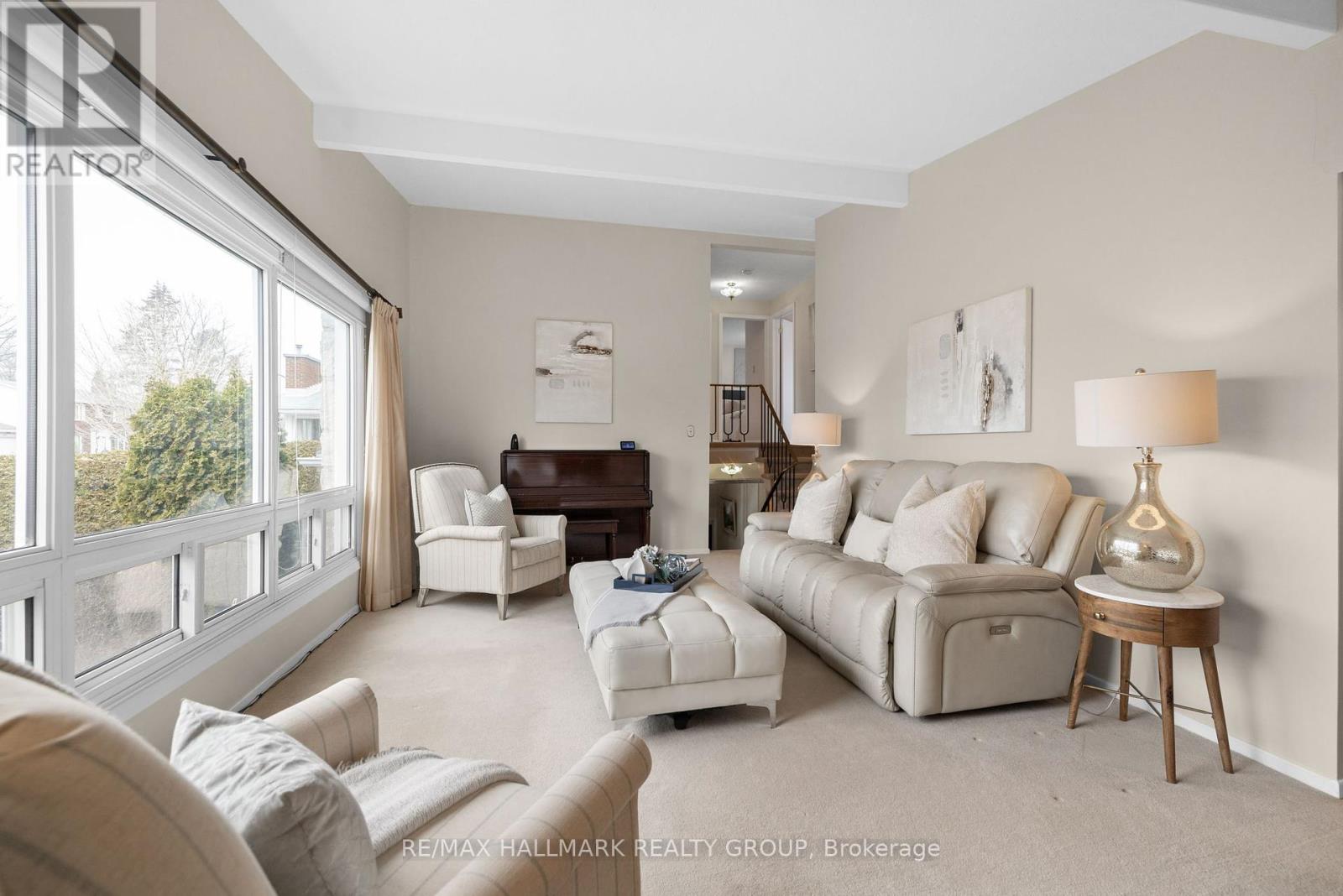 664 Glenhurst Crescent, Ottawa, Ontario  K1J 7B7 - Photo 12 - X12083192
