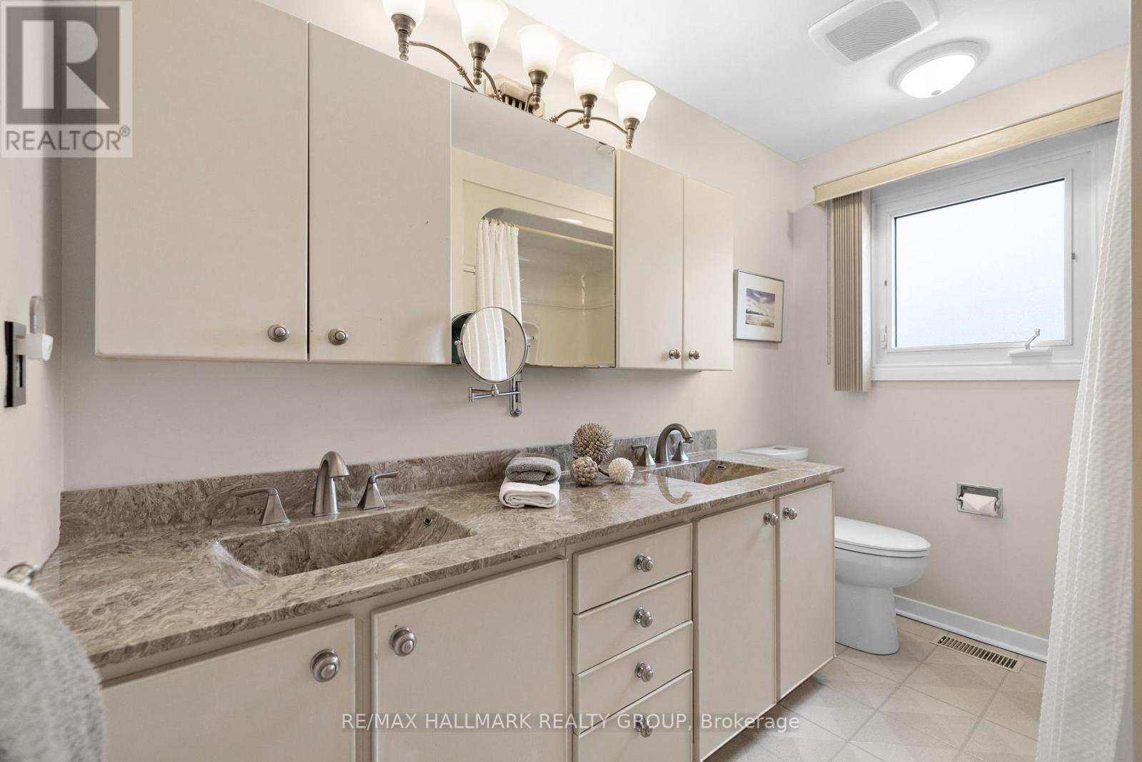 664 Glenhurst Crescent, Ottawa, Ontario  K1J 7B7 - Photo 26 - X12083192