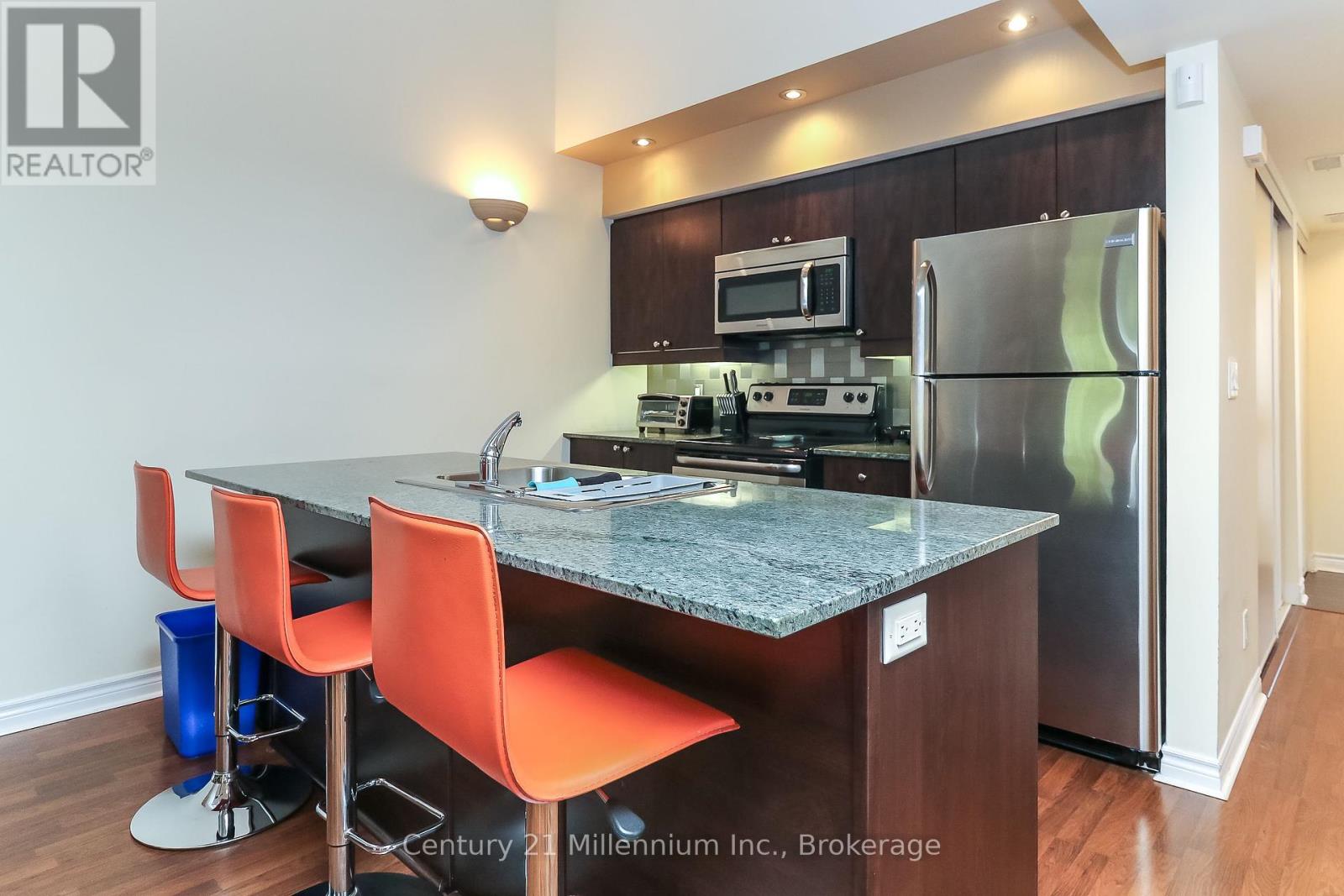304 - 2 Brandy Lane Drive, Collingwood, Ontario  L9Y 0X4 - Photo 13 - S12083225