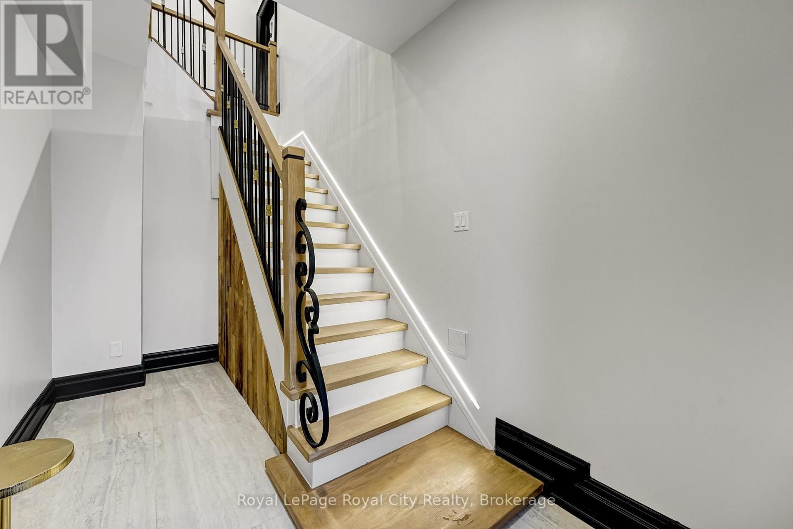 4 - 438 Geddes Street, Centre Wellington, Ontario  N0B 1S0 - Photo 2 - X12083242