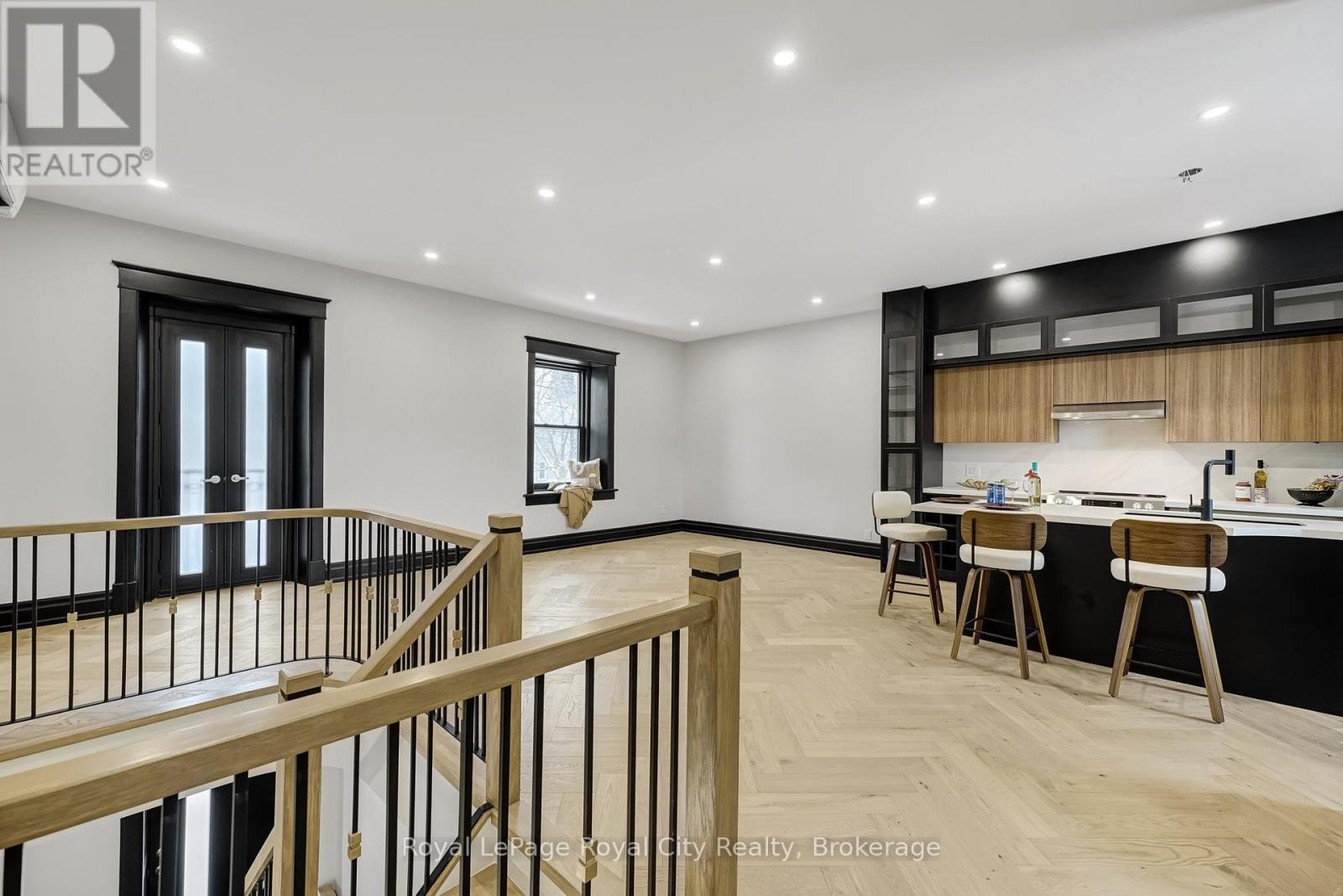 4 - 438 Geddes Street, Centre Wellington, Ontario  N0B 1S0 - Photo 4 - X12083242
