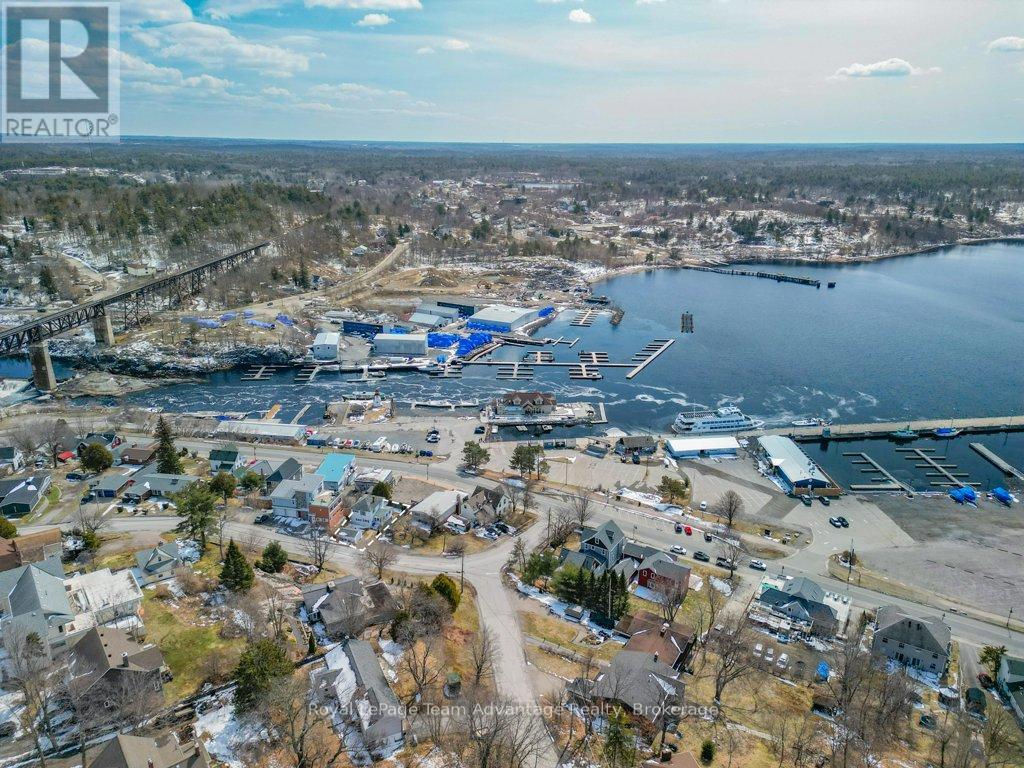 3 Gibson Street, Parry Sound, Ontario  P2A 1W5 - Photo 39 - X12083388