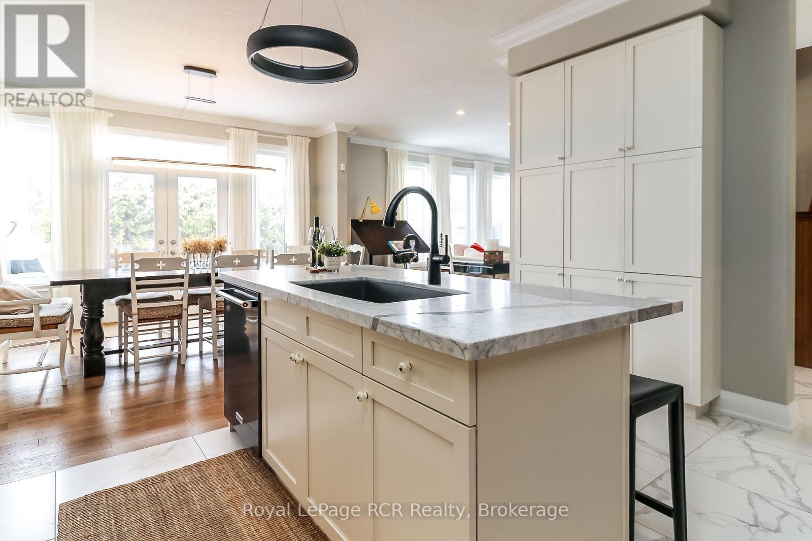 17 Gilpin Crescent, Collingwood, Ontario  L9Y 0Z2 - Photo 8 - S12083427