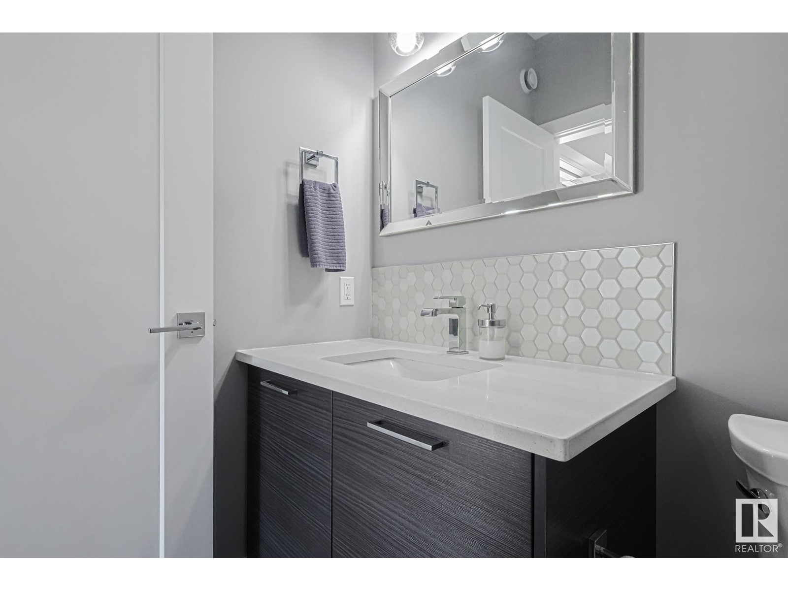 Property at 9521 76 AV NW image 1