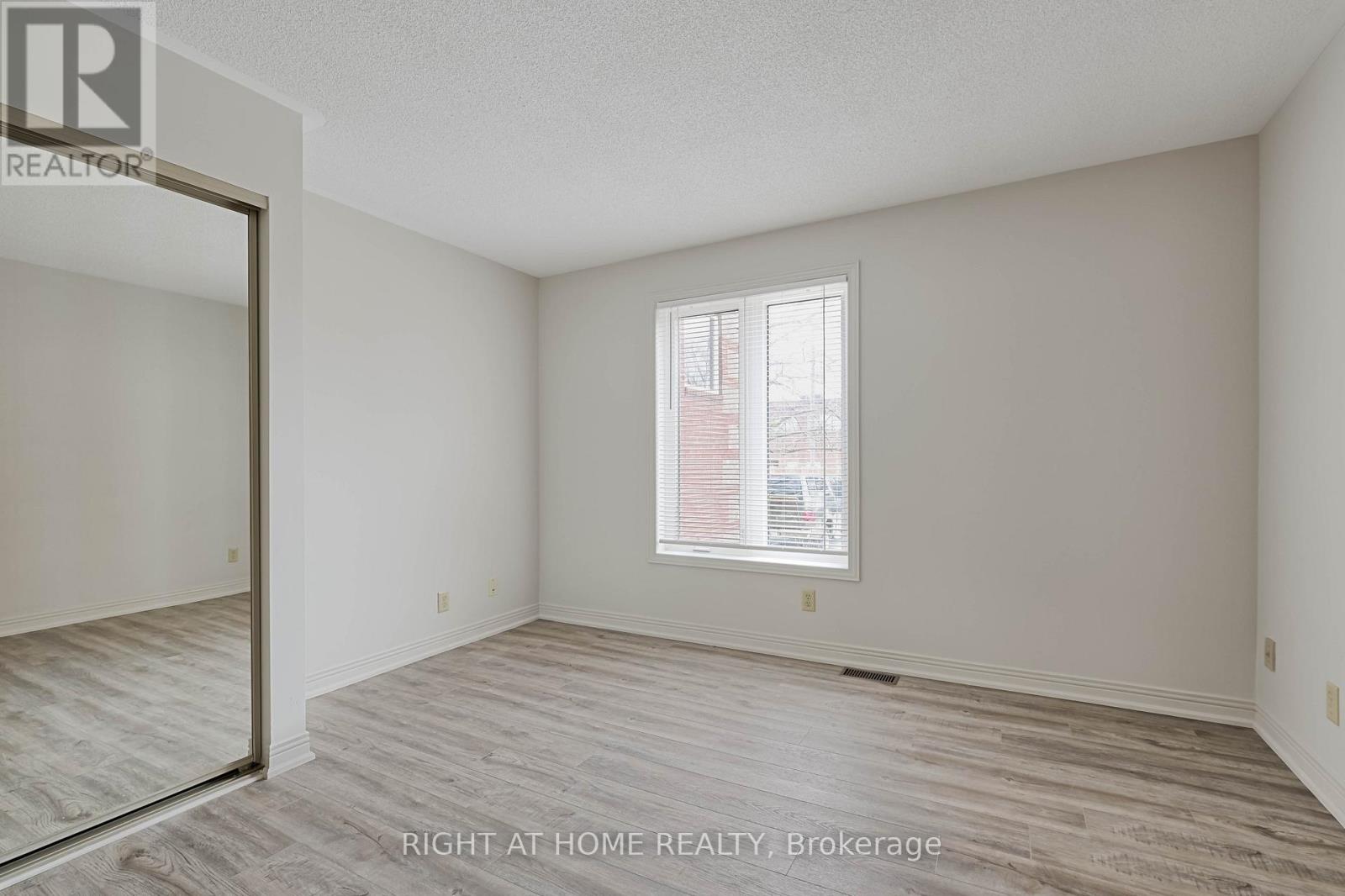 4 - 215 Pine Street, Collingwood, Ontario  L9Y 2P3 - Photo 15 - S12081876