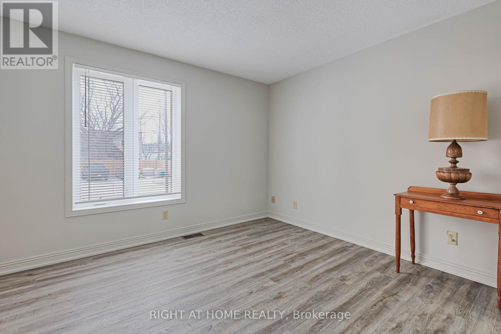 4 - 215 Pine Street, Collingwood, Ontario  L9Y 2P3 - Photo 16 - S12081876
