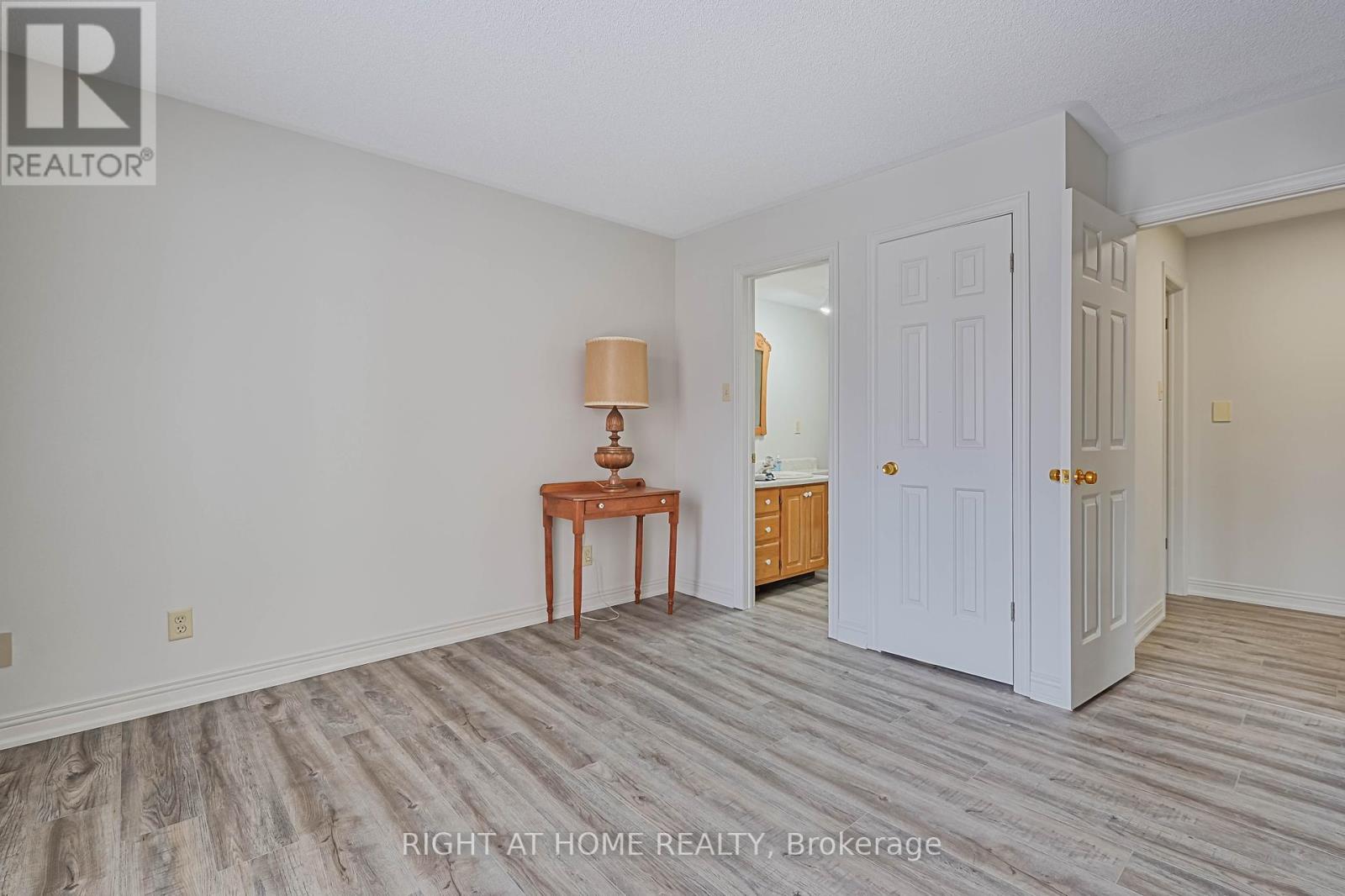 4 - 215 Pine Street, Collingwood, Ontario  L9Y 2P3 - Photo 17 - S12081876
