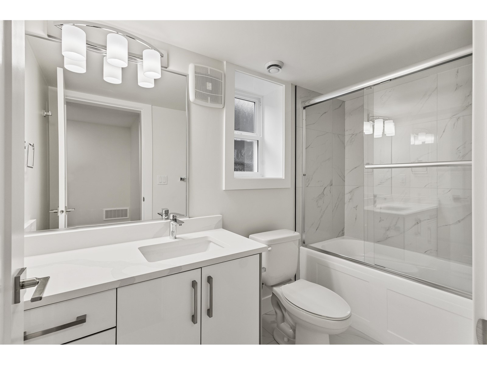 32547 Higginbottom Court, Mission, British Columbia  V2V 2T7 - Photo 25 - R2989791