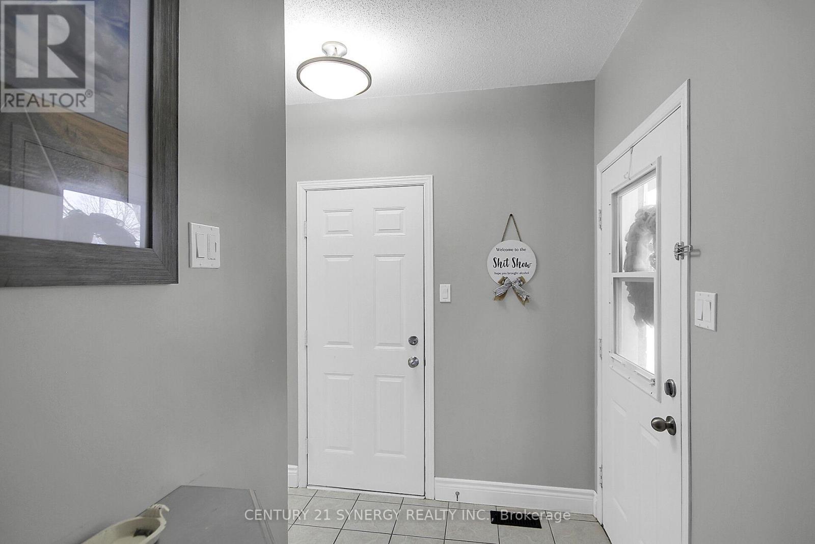 Property at 186 MOUNTSHANNON DRIVE image 4