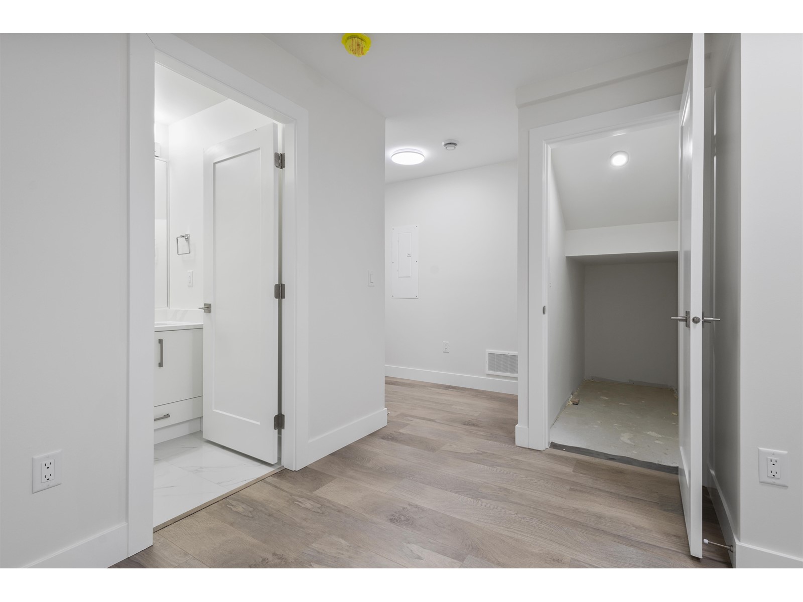 32545 Higginbottom Court, Mission, British Columbia  V2V 2T7 - Photo 31 - R2989796