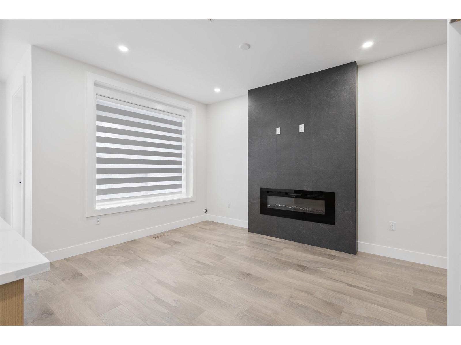 32545 Higginbottom Court, Mission, British Columbia  V2V 2T7 - Photo 14 - R2989796