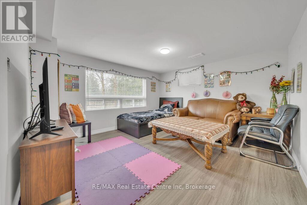 26 Brock Road N, Puslinch, Ontario  N0B 2J0 - Photo 17 - X12083524