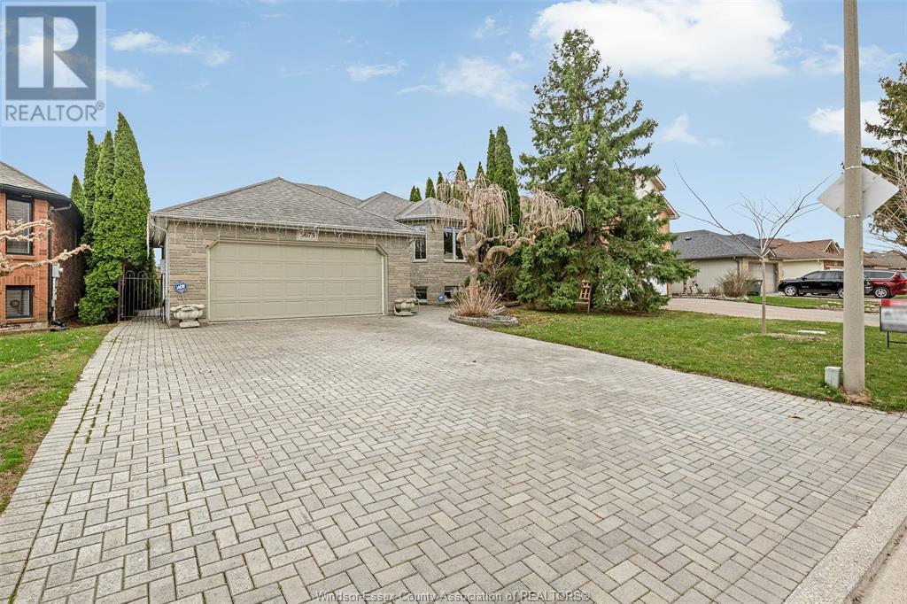 Property at 3675 DEERBROOK image 2