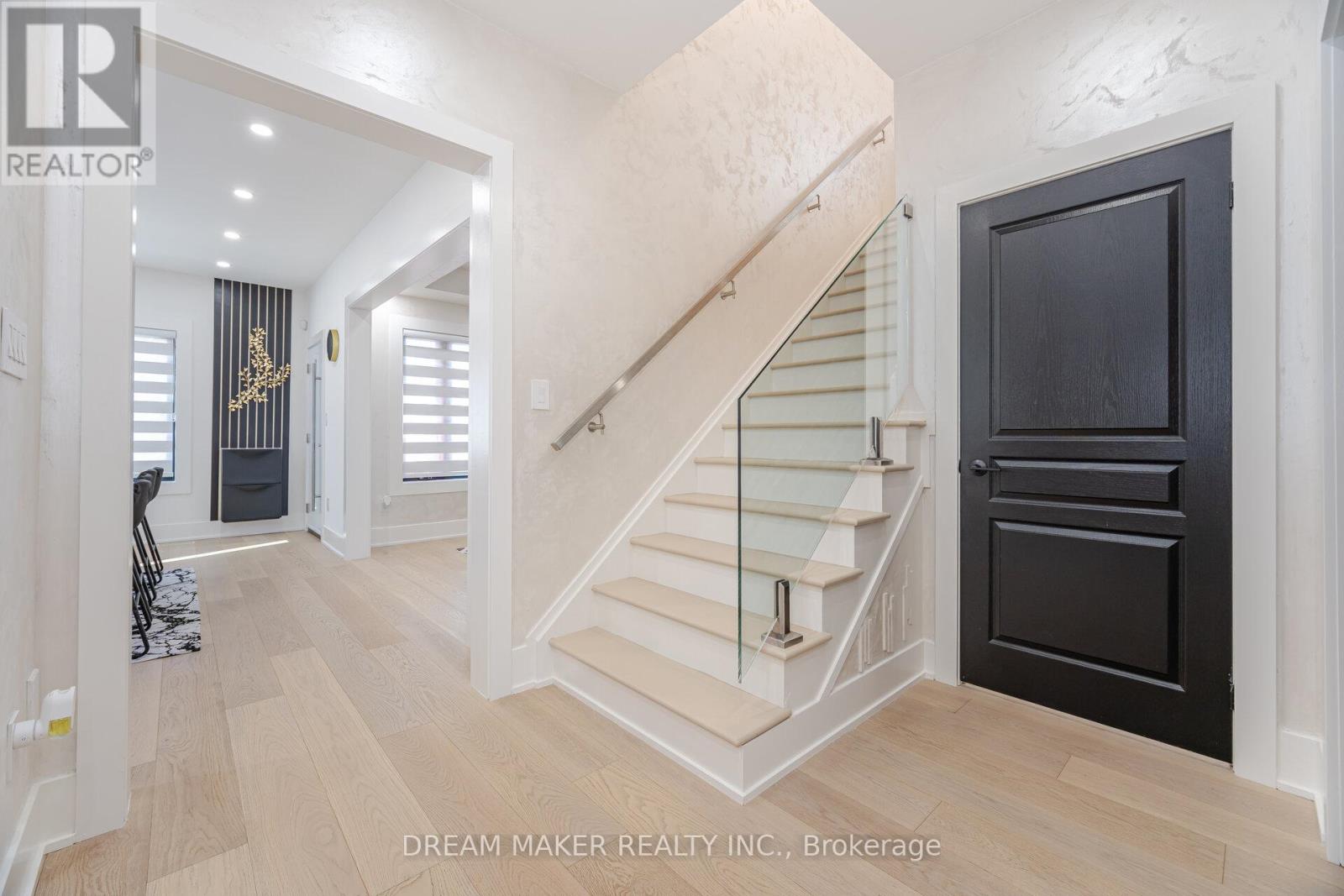 87 Meadowsweet Lane, Richmond Hill, Ontario  L4E 1B9 - Photo 21 - N12076176