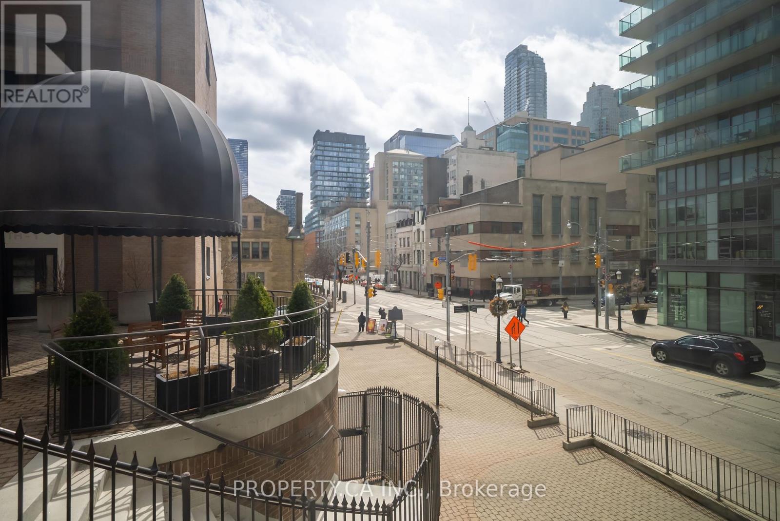 203 - 55 Lombard Street, Toronto, Ontario  M5C 2R7 - Photo 11 - C12083257