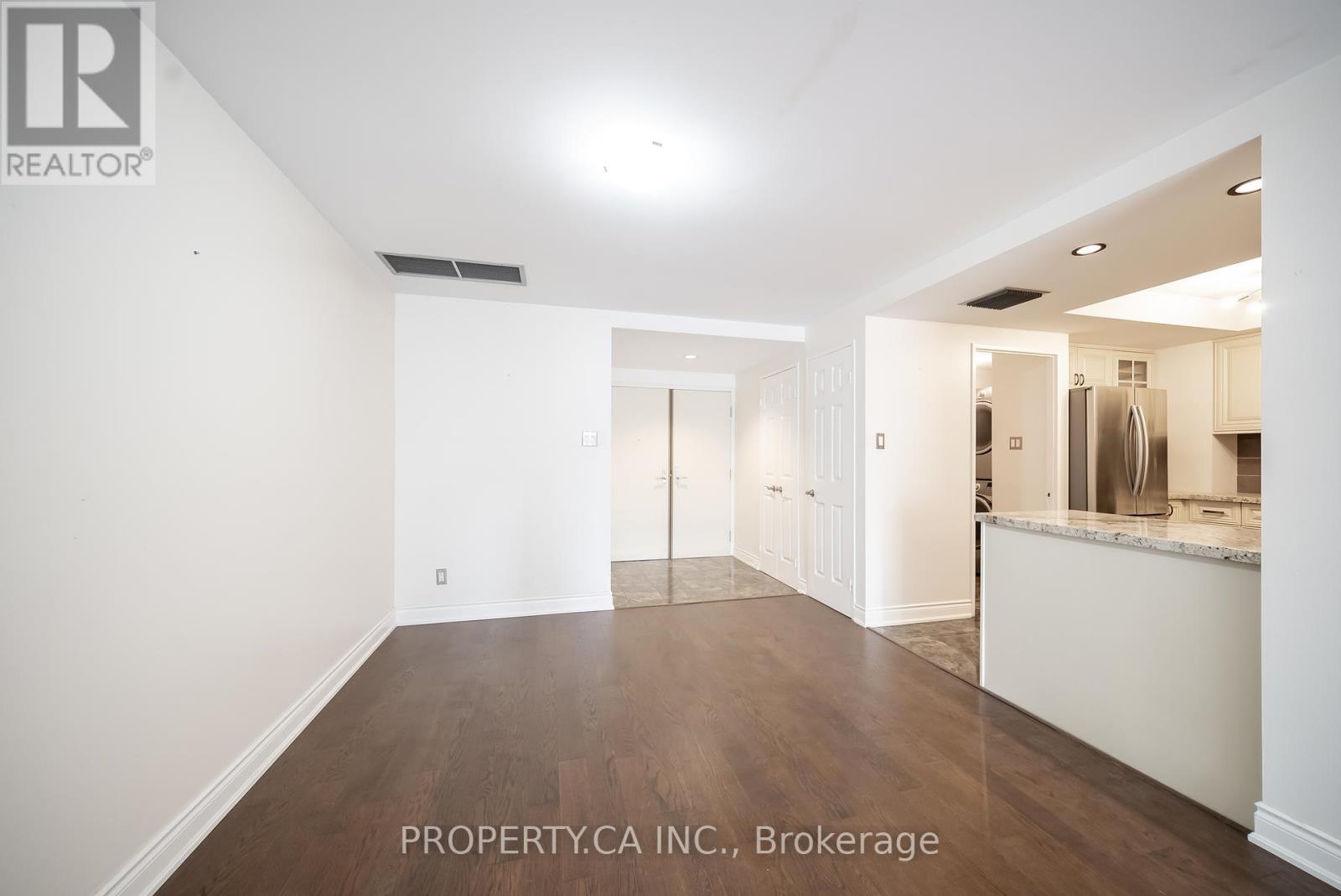 203 - 55 Lombard Street, Toronto, Ontario  M5C 2R7 - Photo 7 - C12083257