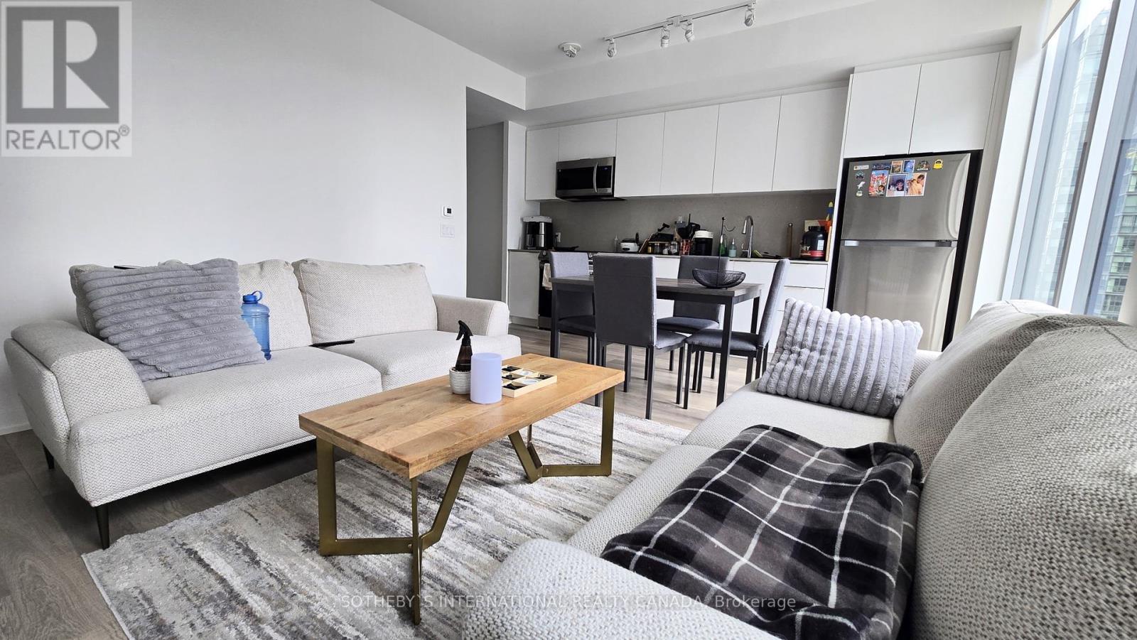 2503 - 357 King Street W, Toronto, Ontario  M5V 0S7 - Photo 2 - C12083396