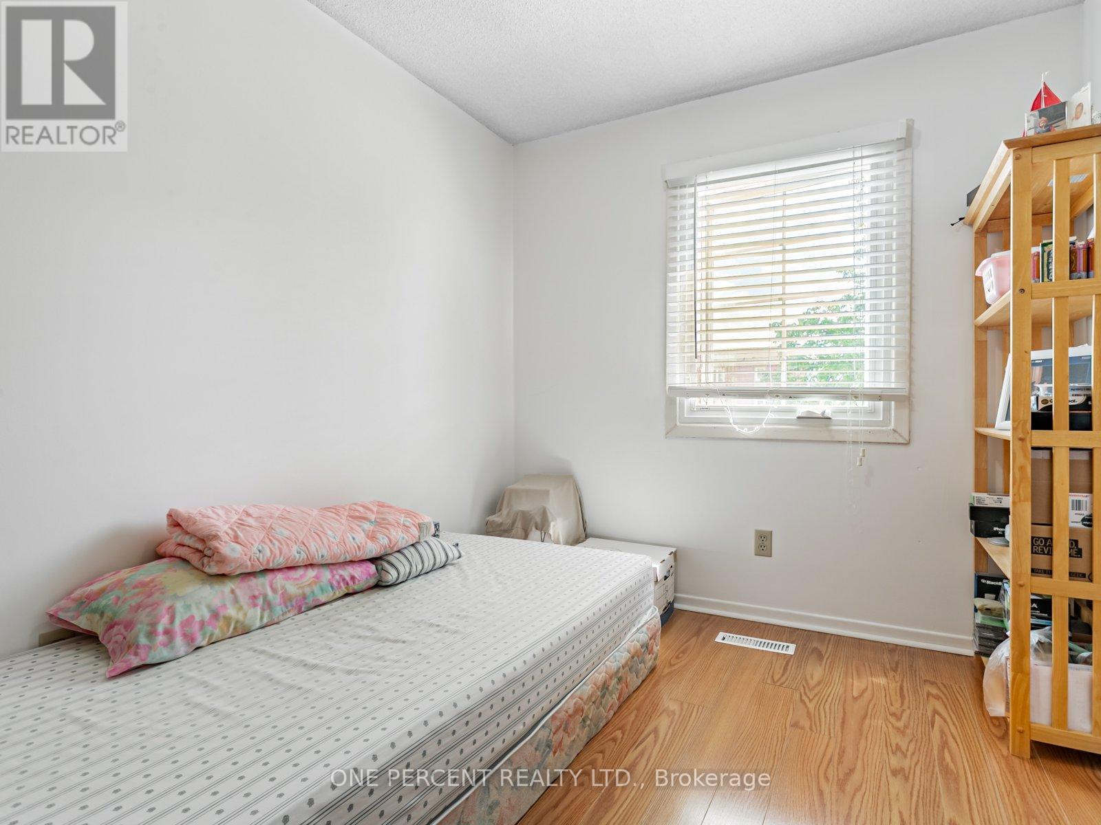 45 West Burton Court, Toronto, Ontario  M1S 4P7 - Photo 12 - E12083440