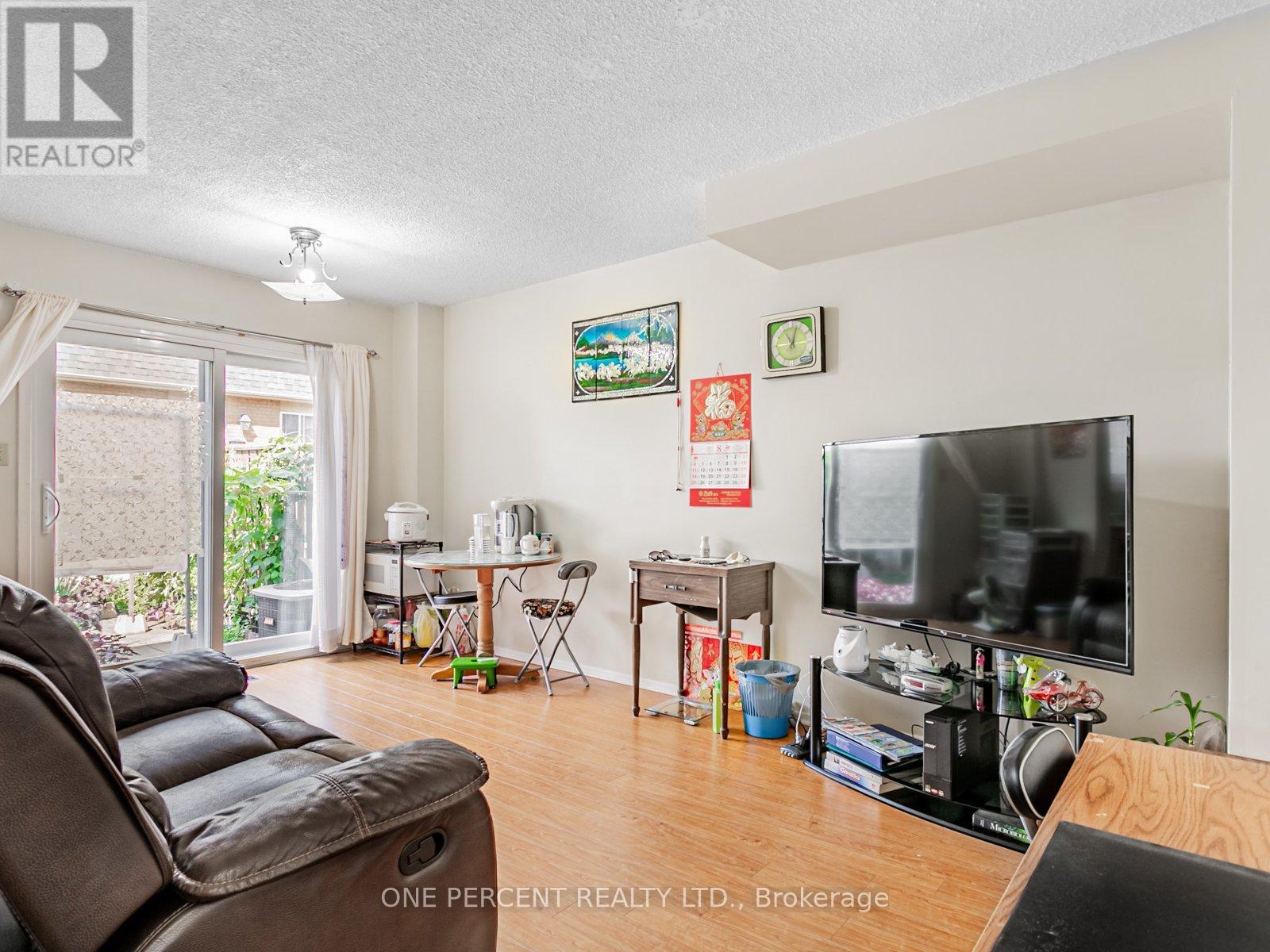 45 West Burton Court, Toronto, Ontario  M1S 4P7 - Photo 6 - E12083440