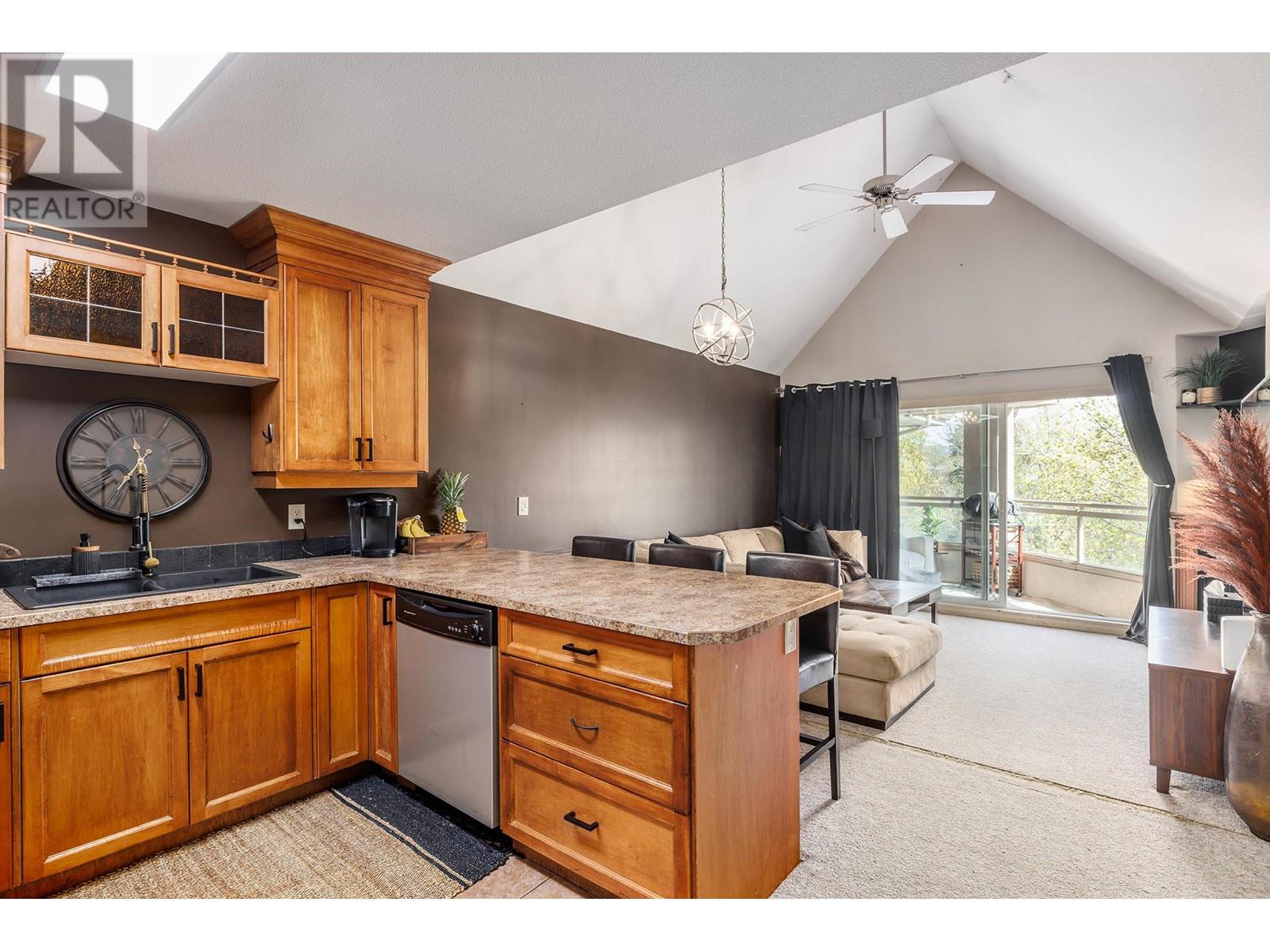 1965 Pandosy Street Unit# 303, Kelowna, British Columbia  V1Y 1R9 - Photo 8 - 10343268