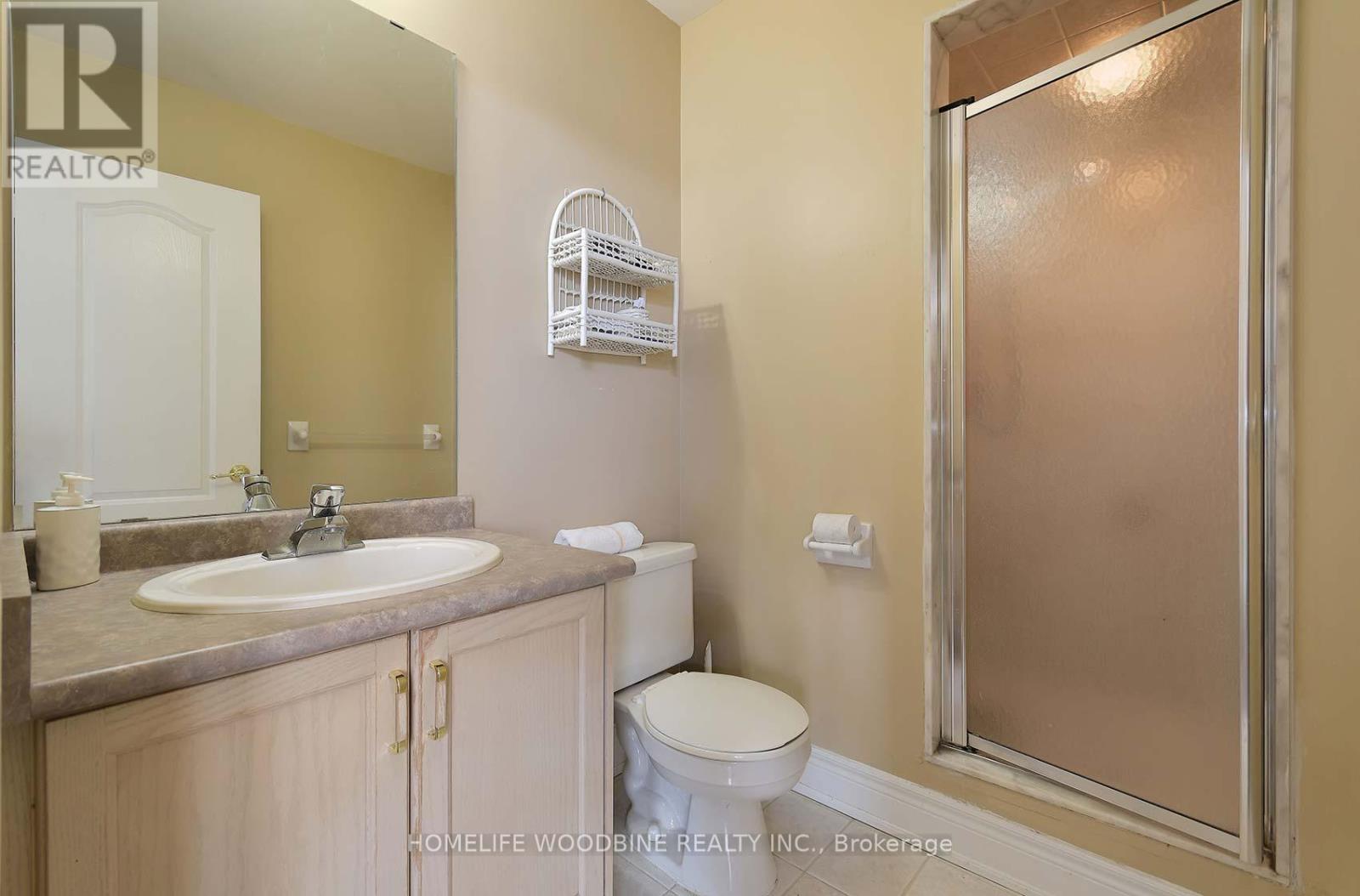 110 Velmar Drive, Vaughan, Ontario  L4L 8W4 - Photo 33 - N12083211