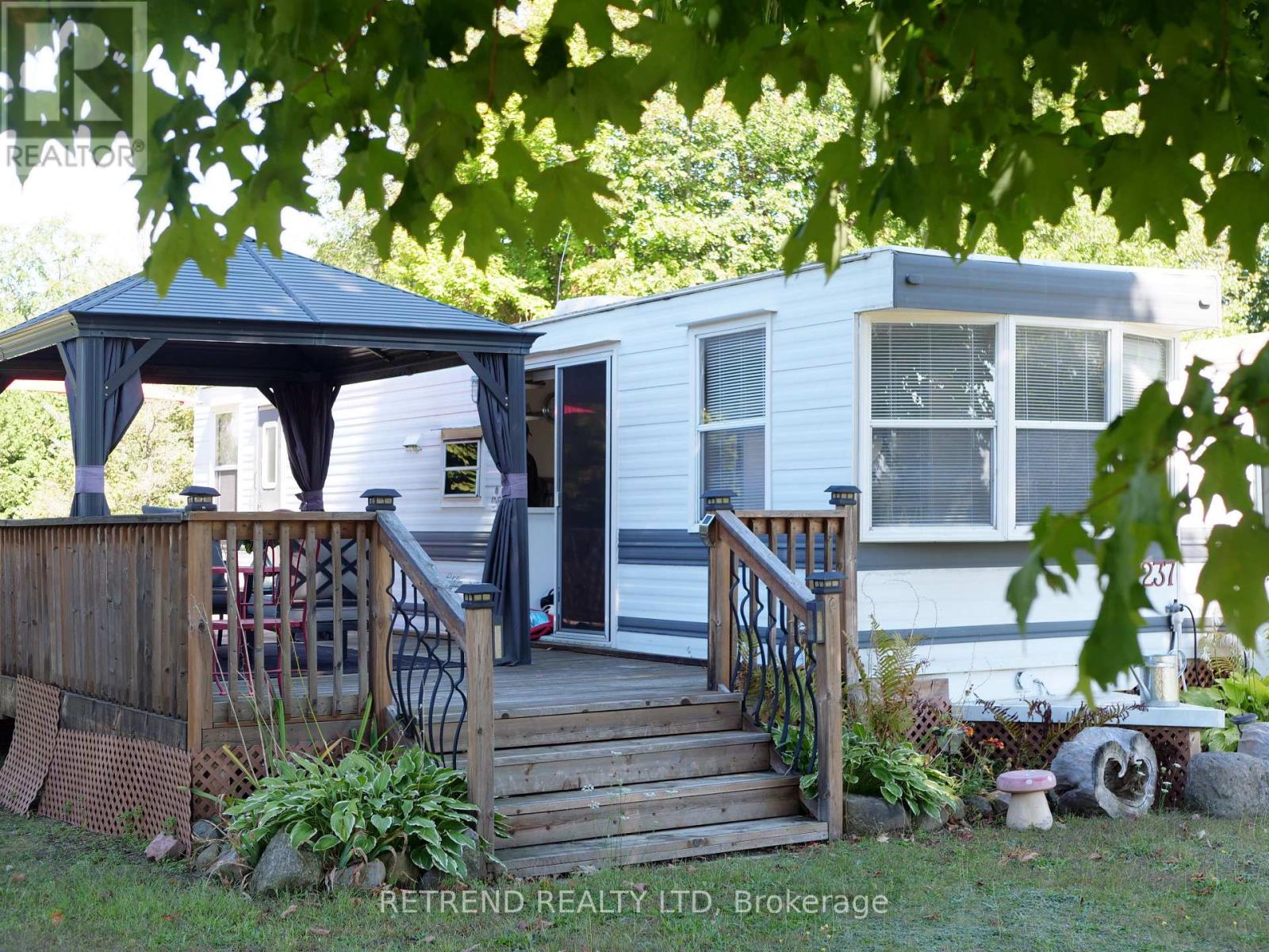 237 - 285 Crydermans Side Road, Georgina, Ontario  L0E 1A0 - Photo 3 - N12083499