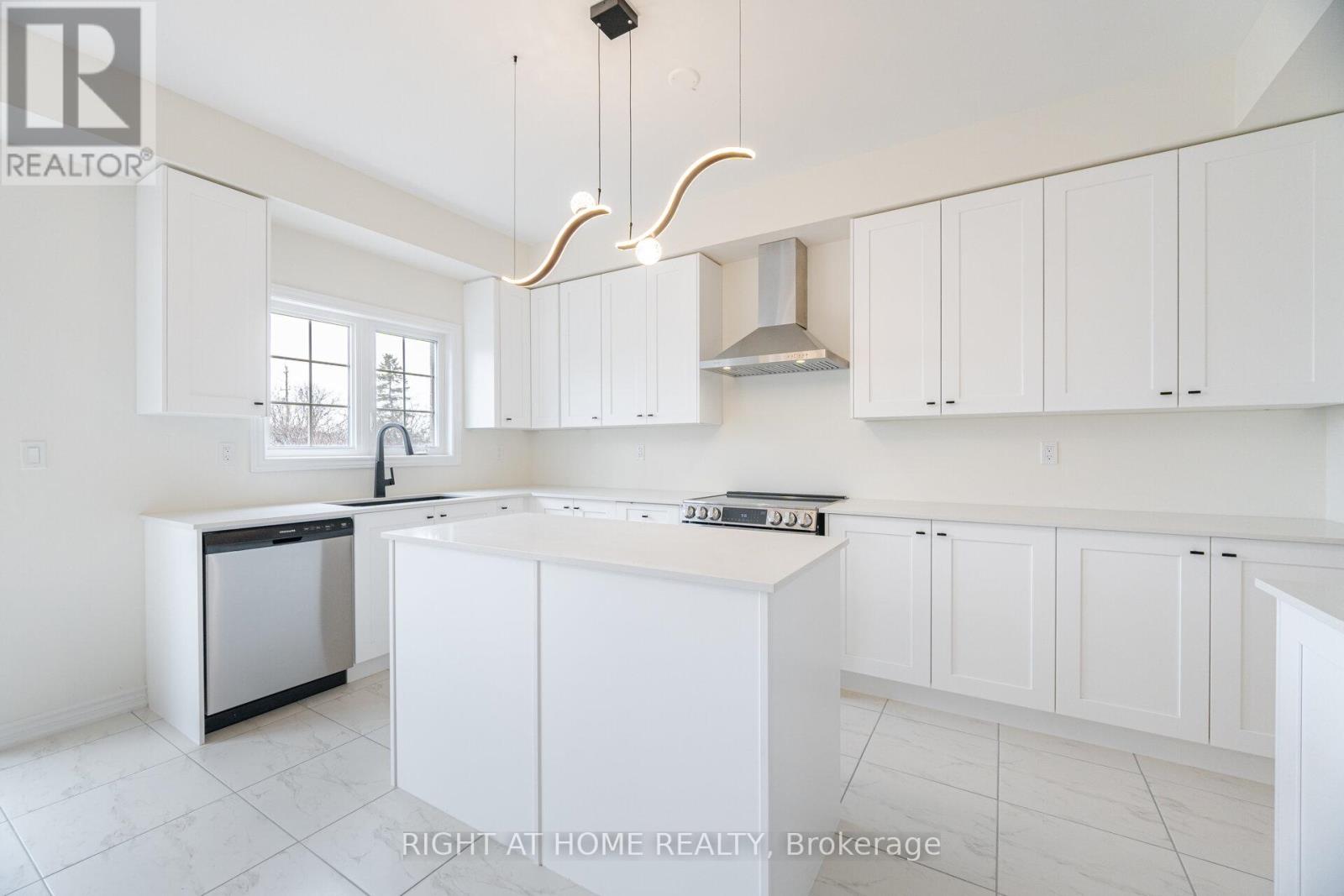 Property at 125 CLIFF THOMPSON COURT image 4