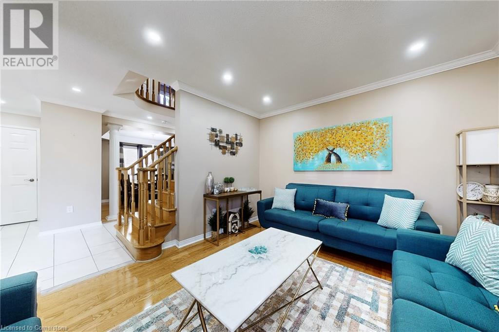 Property at 8 MORDEN NEILSON Way image 4