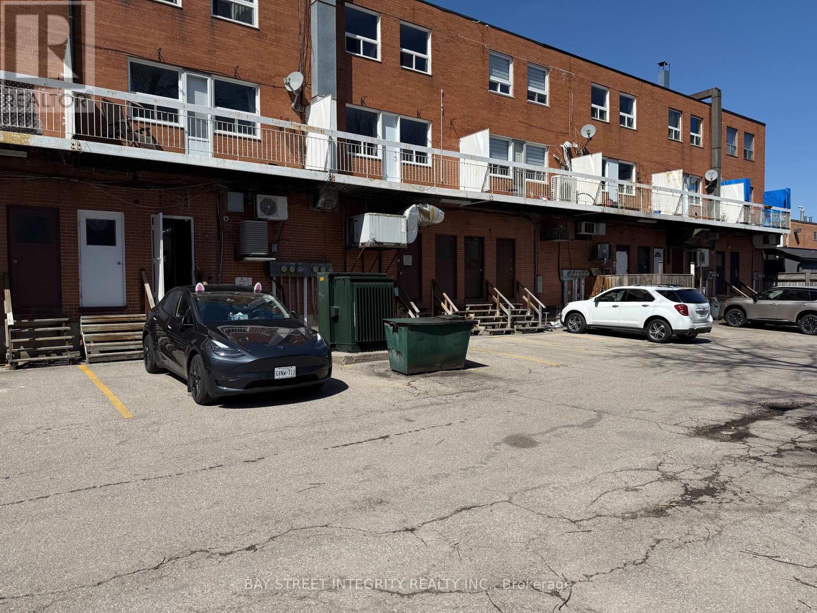 1850 Lakeshore Road W, Mississauga, Ontario  L5J 1J7 - Photo 14 - W12083200