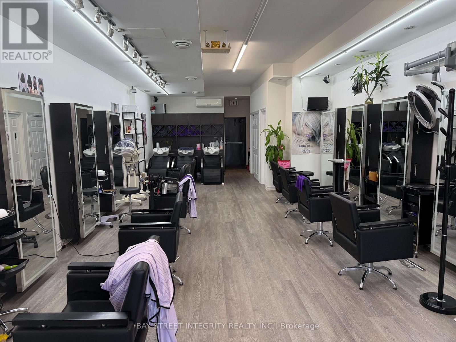 1850 Lakeshore Road W, Mississauga, Ontario  L5J 1J7 - Photo 4 - W12083200