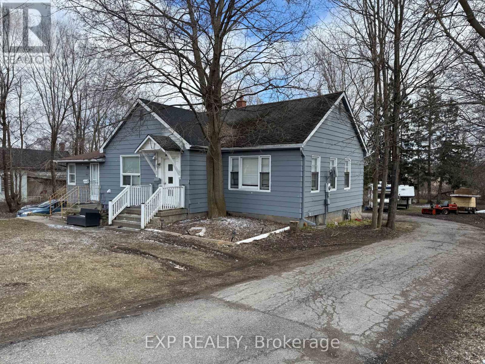 292 Broadway, Orangeville, Ontario  L9W 1L3 - Photo 2 - W12083235