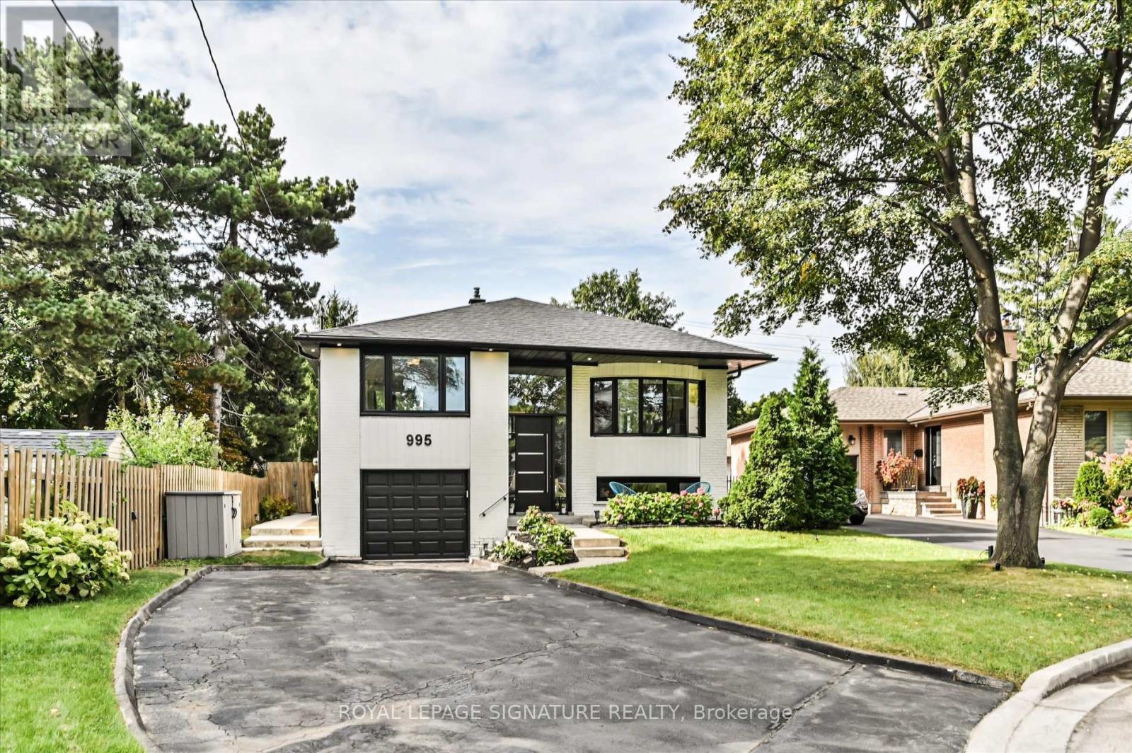 Property at 995 DORMER STREET image 3