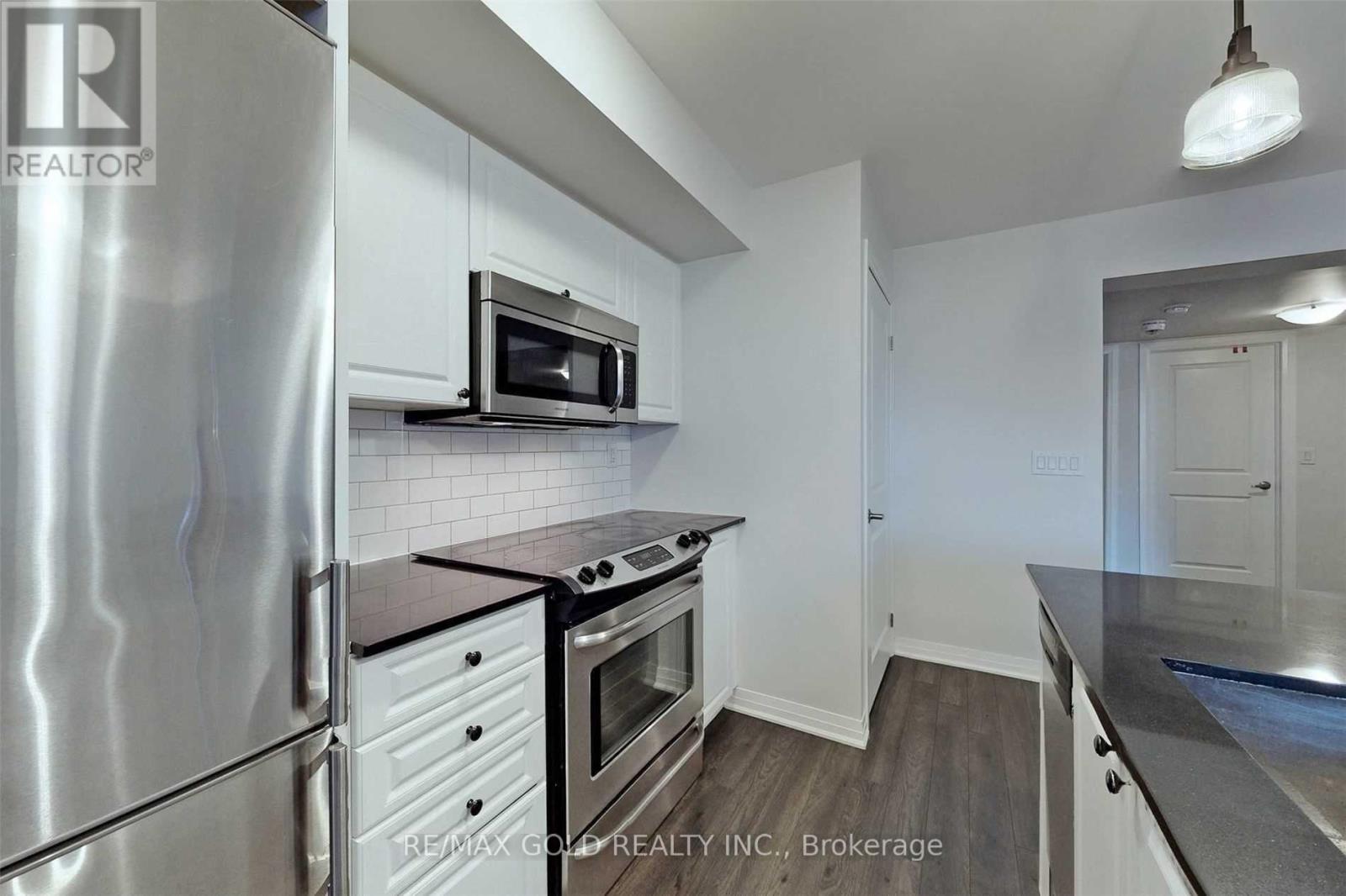 5 - 169 William Duncan Road, Toronto, Ontario  M3K 0B5 - Photo 10 - W12083352