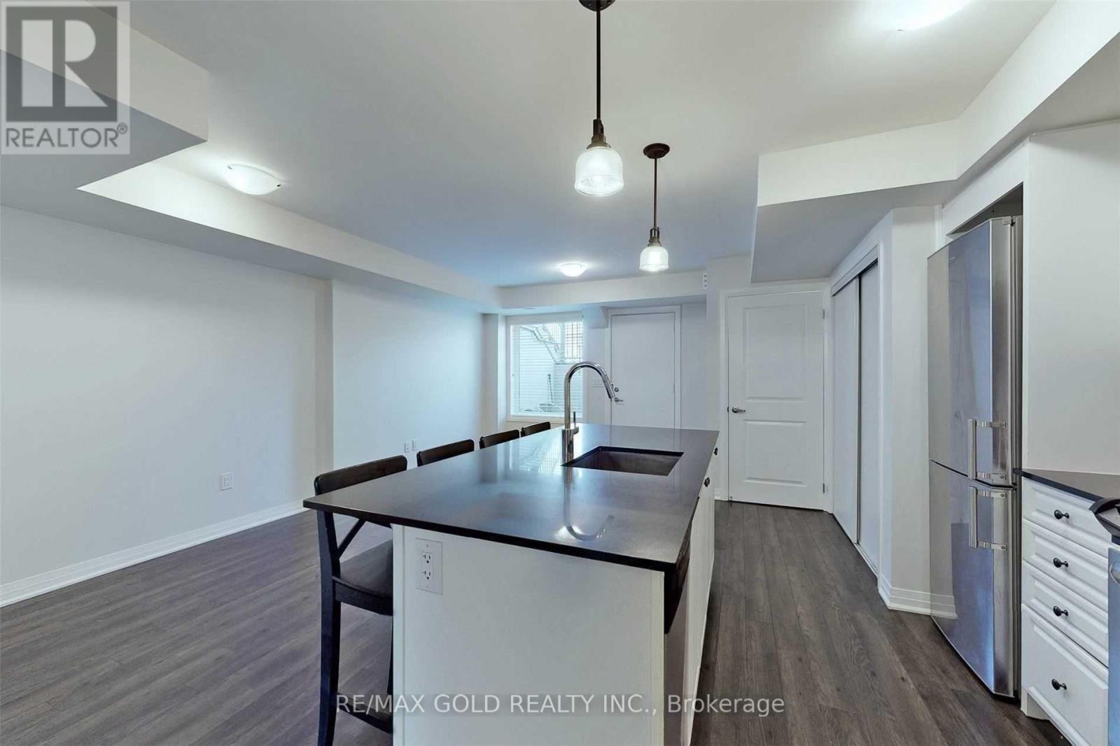 5 - 169 William Duncan Road, Toronto, Ontario  M3K 0B5 - Photo 8 - W12083352