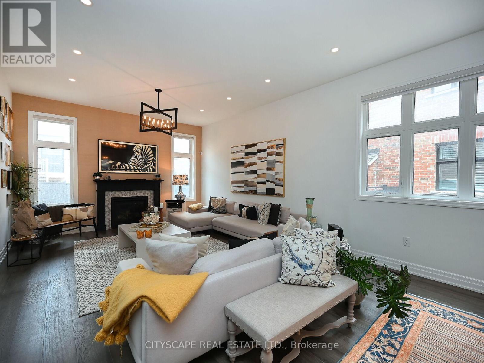 1454 Everest Crescent, Oakville, Ontario  L6H 3S4 - Photo 10 - W12083414