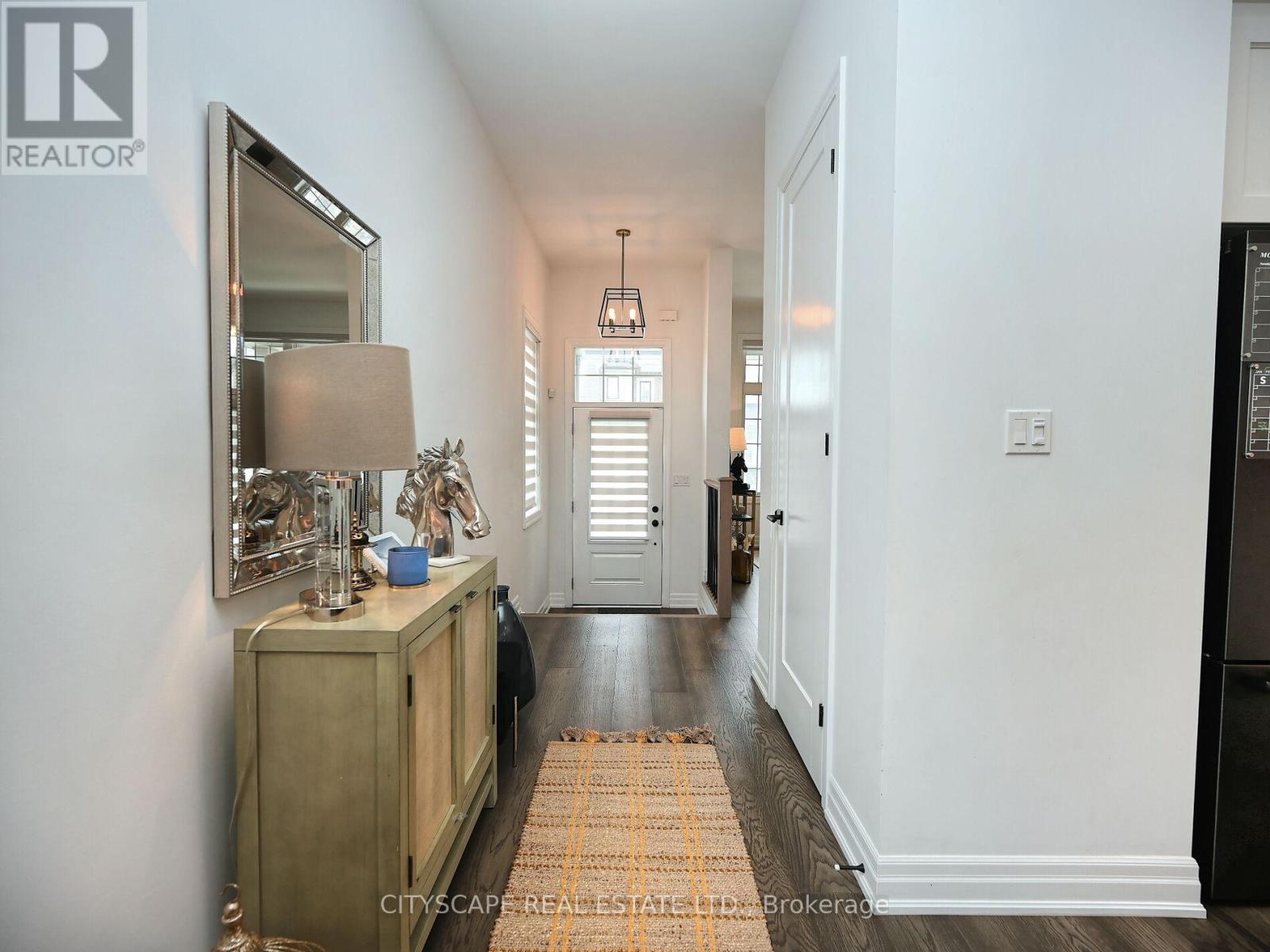 1454 Everest Crescent, Oakville, Ontario  L6H 3S4 - Photo 7 - W12083414